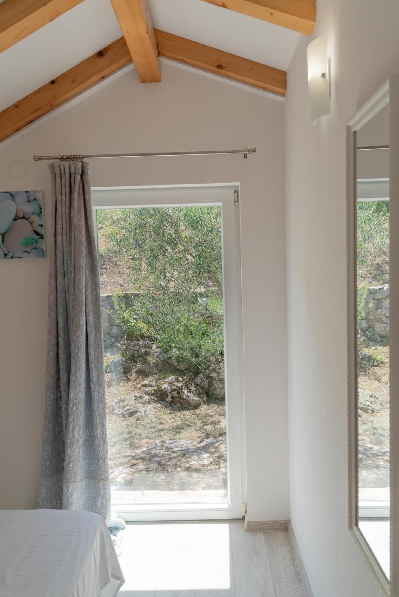 אומיס Apartments Srdanovic מראה חיצוני תמונה