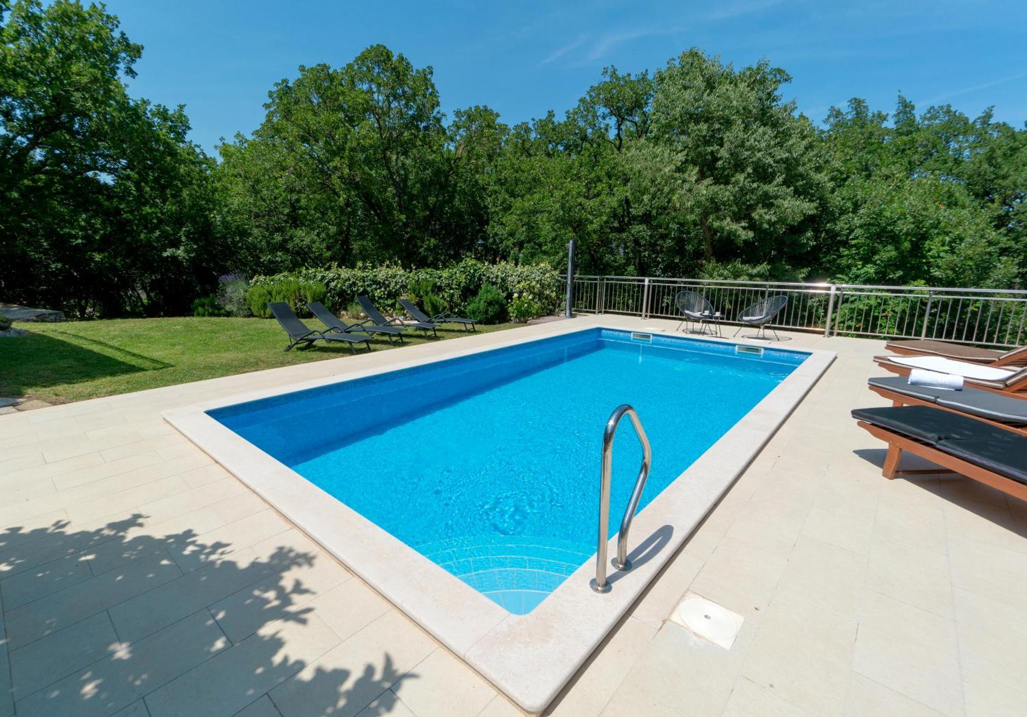 אומיס Apartments Srdanovic מראה חיצוני תמונה